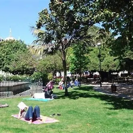 Classy 2br In Principe Real W/ Heating * Лісабон